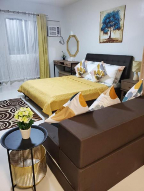 VERDANT by Camella Manors Deluxe Queen Room with Balcony, Gym and Swimming Pool